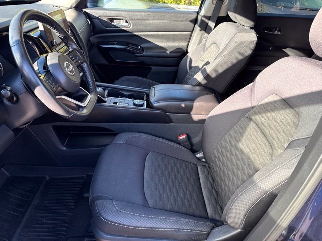 2022 Nissan Pathfinder SV 4WD