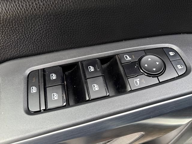 2023 Nissan Pathfinder Rock Creek 4WD