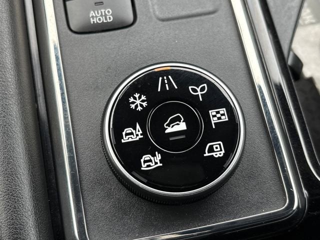 2023 Nissan Pathfinder Rock Creek 4WD