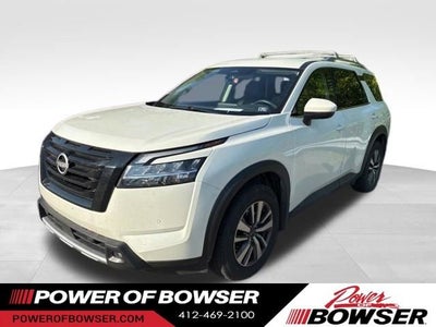 2023 Nissan Pathfinder SL 4WD