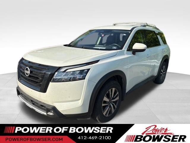 2023 Nissan Pathfinder SL 4WD