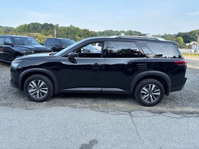 2024 Nissan Pathfinder SL 4WD