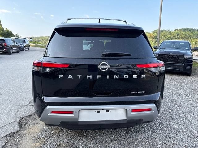 2024 Nissan Pathfinder SL 4WD