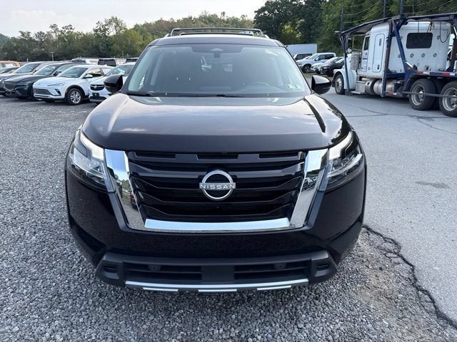 2024 Nissan Pathfinder SL 4WD