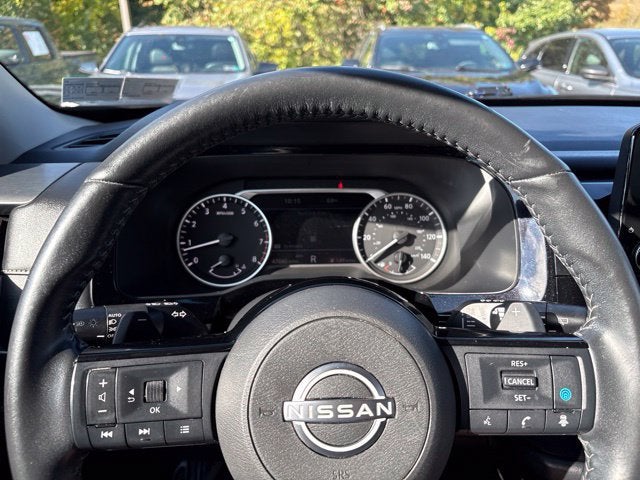 2023 Nissan Pathfinder SL 4WD