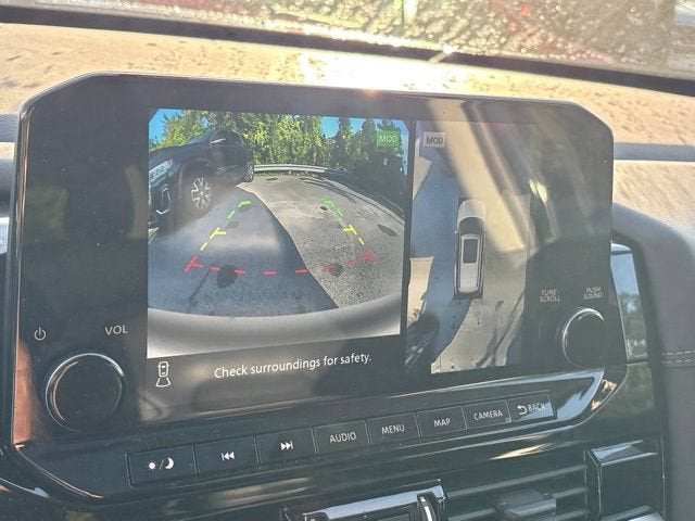 2025 Nissan Pathfinder Platinum 4WD
