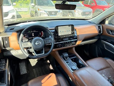 2023 Nissan Pathfinder Platinum 4WD