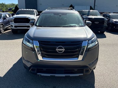 2023 Nissan Pathfinder Platinum 4WD
