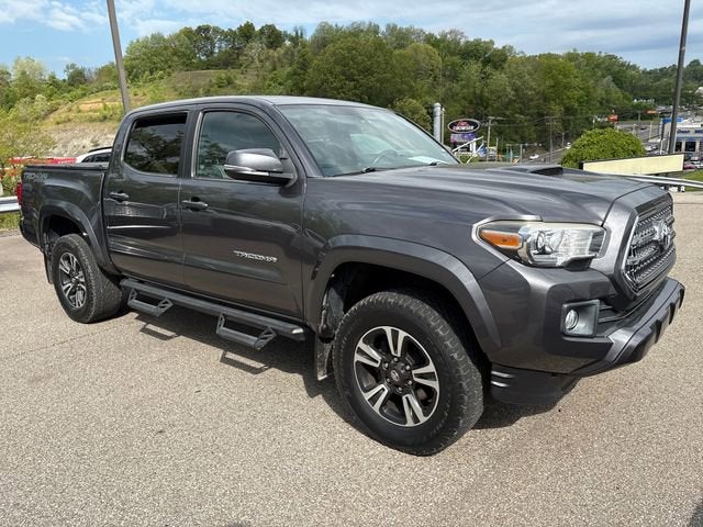 2017 Toyota Tacoma SR5