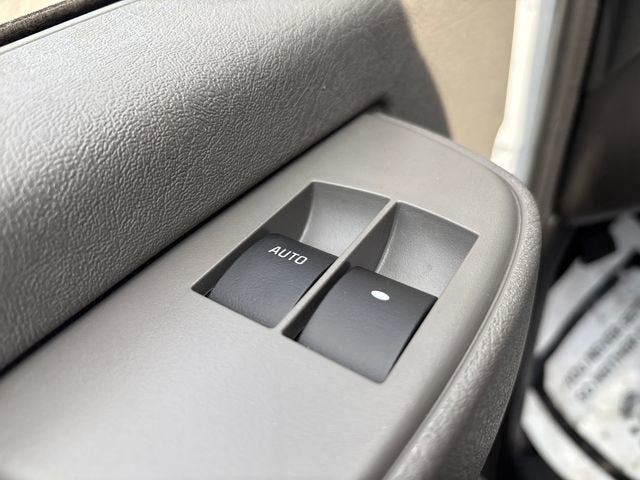 2025 GMC Savana Cutaway 3500 1WT