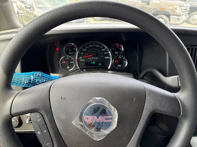 2025 GMC Savana Cutaway 3500 1WT