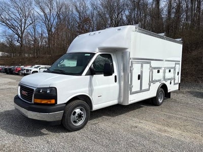 2026 GMC Savana Cutaway 3500 1WT