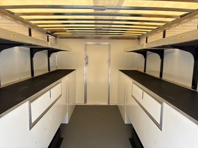 2026 GMC Savana Cutaway 3500 1WT