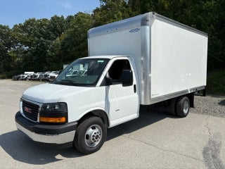2026 GMC Savana Cutaway 3500 1WT