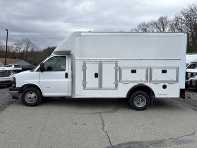 2026 GMC Savana Cutaway 3500 1WT