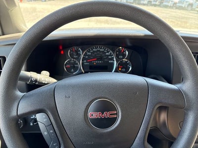 2026 GMC Savana Cutaway 3500 1WT