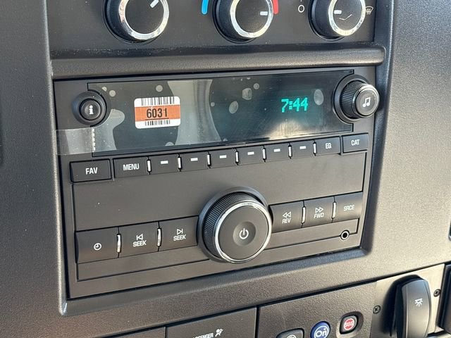 2026 GMC Savana Cutaway 3500 1WT