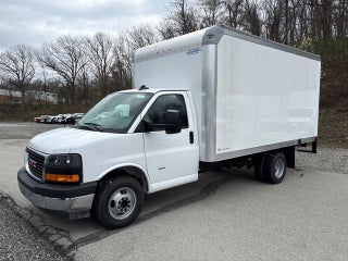 2026 GMC Savana Cutaway 3500 1WT