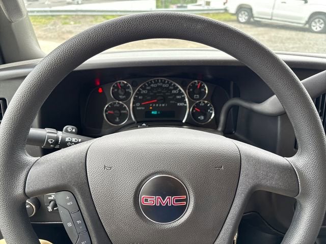 2026 GMC Savana Cutaway 4500 2WT