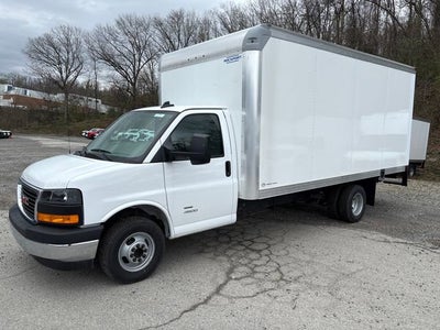2026 GMC Savana Cutaway 4500 2WT