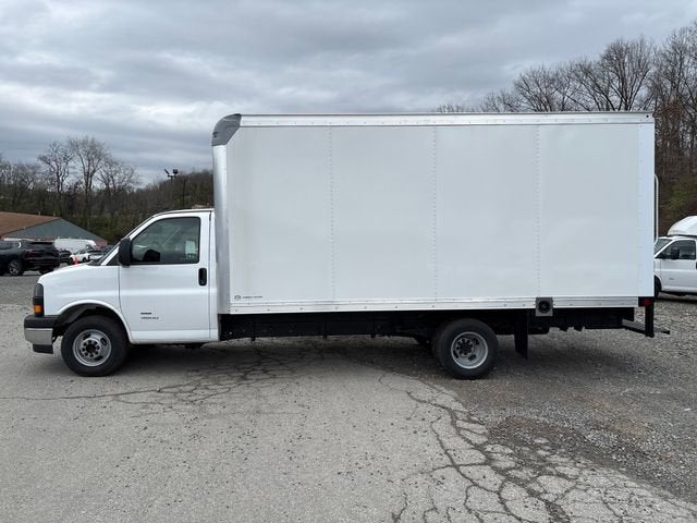 2026 GMC Savana Cutaway 4500 2WT