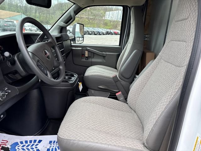 2026 GMC Savana Cutaway 4500 2WT