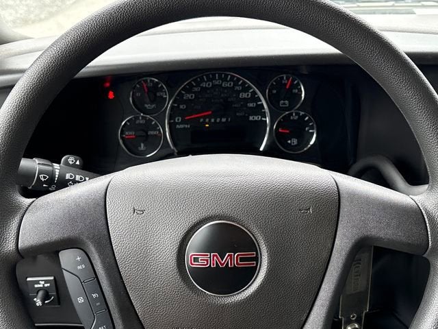 2026 GMC Savana Cutaway 4500 2WT