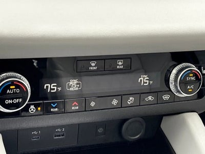 2024 Mitsubishi Outlander SEL