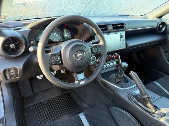2025 Toyota GR86 Premium
