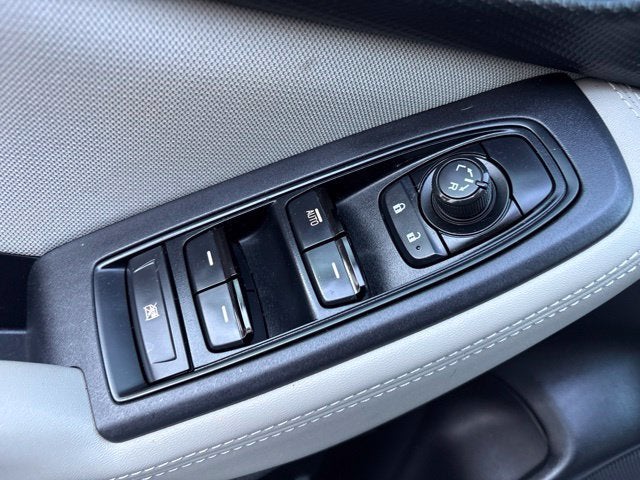 2023 Subaru Forester BASE