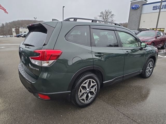 2022 Subaru Forester Premium