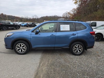 2022 Subaru Forester Premium