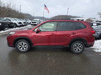 2023 Subaru Forester Premium