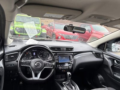 2017 Nissan Rogue Sport SV