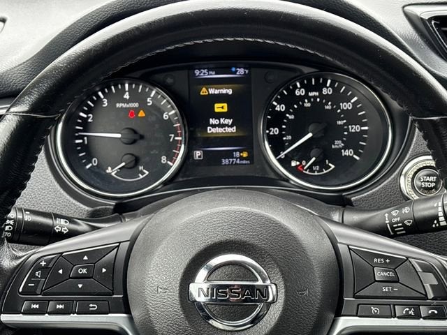 2017 Nissan Rogue Sport SV