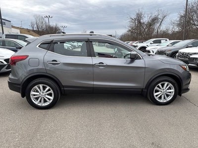 2017 Nissan Rogue Sport SV