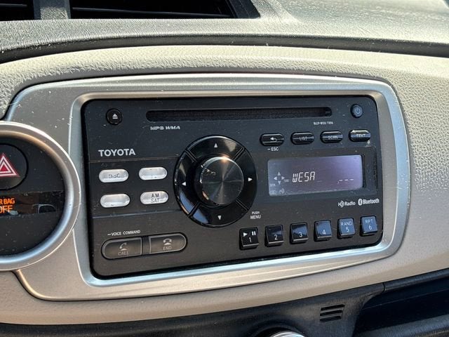 2012 Toyota Yaris L