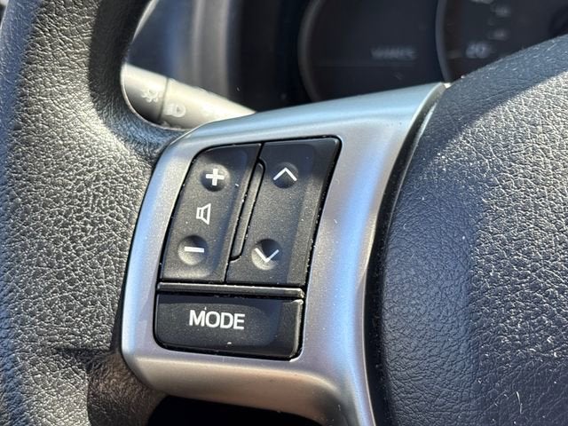 2012 Toyota Yaris L