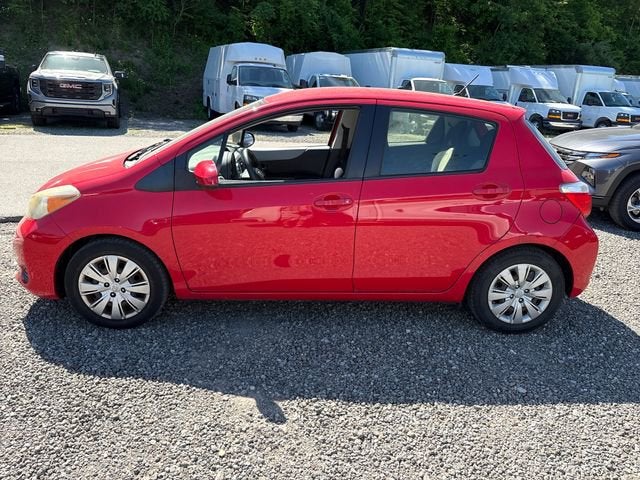 2012 Toyota Yaris L