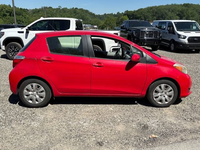 2012 Toyota Yaris L