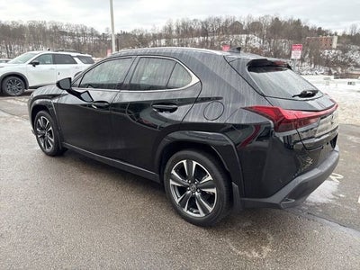 2024 Lexus UX 250h Premium