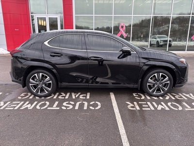 2024 Lexus UX 250h Premium