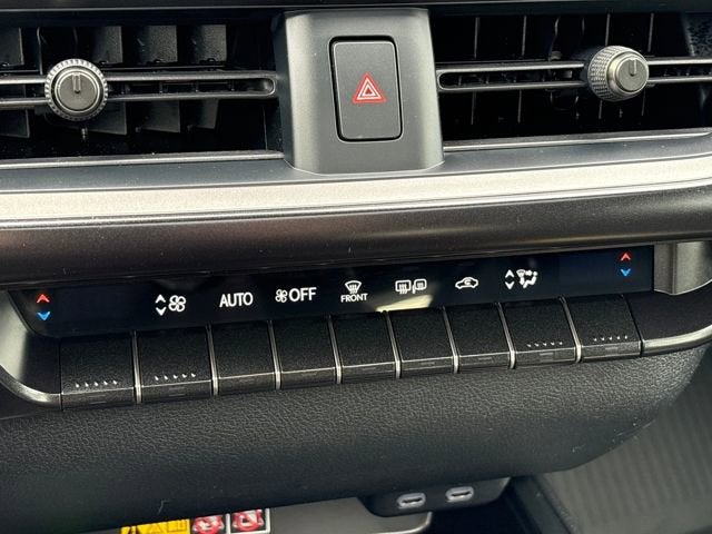 2025 Lexus UX 300h Premium