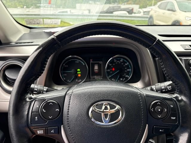 2018 Toyota RAV4 Hybrid XLE