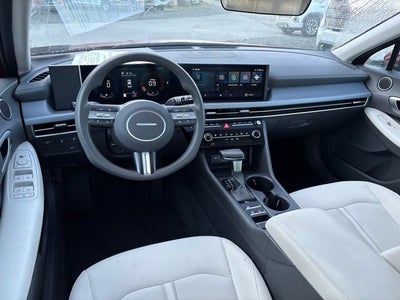 2025 Hyundai Sonata SE