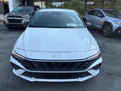 2025 Hyundai Elantra Hybrid SEL Sport