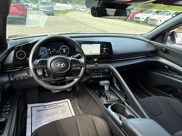 2025 Hyundai Elantra Hybrid SEL Sport