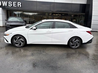 2024 Hyundai Elantra Limited