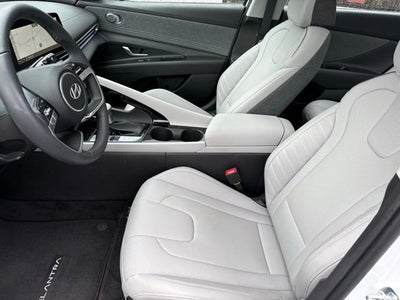 2024 Hyundai Elantra Limited