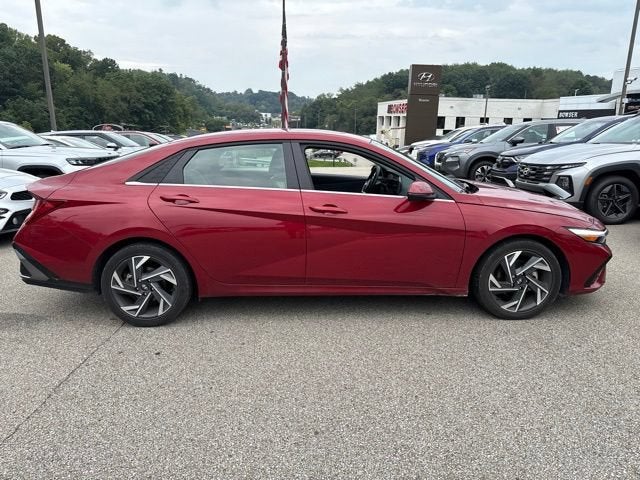 2025 Hyundai Elantra Limited
